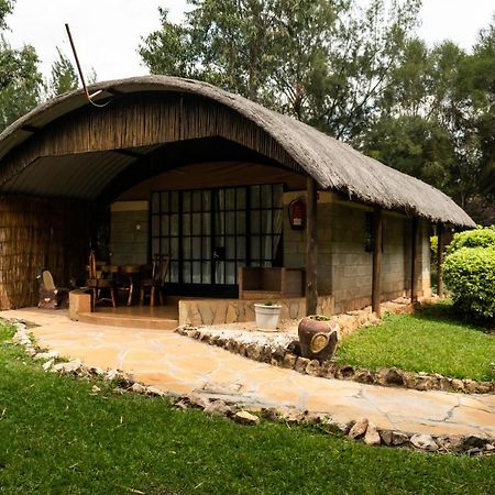 Poa Place Resort & Hotel - Where Nature Meets Comfort Eldoret Esterno foto