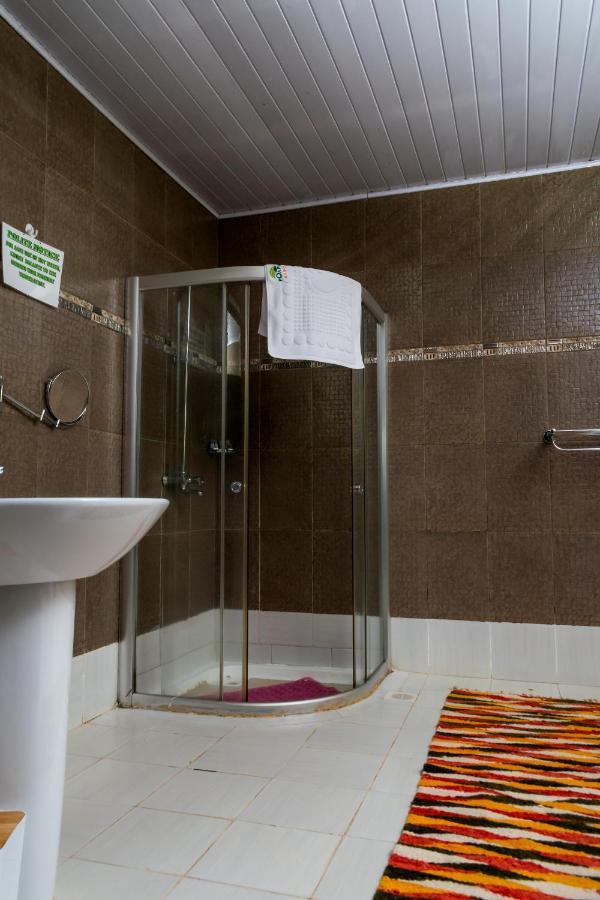 Poa Place Resort & Hotel - Where Nature Meets Comfort Eldoret Esterno foto