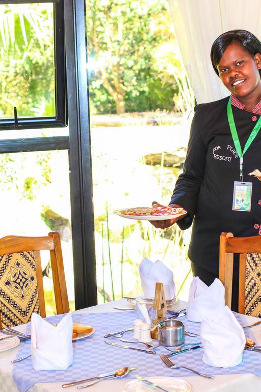 Poa Place Resort & Hotel - Where Nature Meets Comfort Eldoret Esterno foto