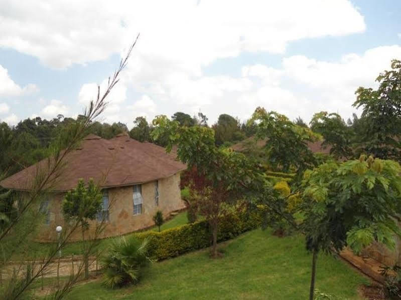 Poa Place Resort & Hotel - Where Nature Meets Comfort Eldoret Esterno foto