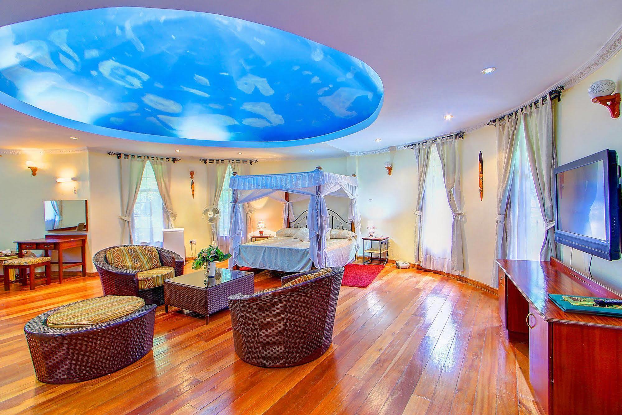 Poa Place Resort & Hotel - Where Nature Meets Comfort Eldoret Esterno foto