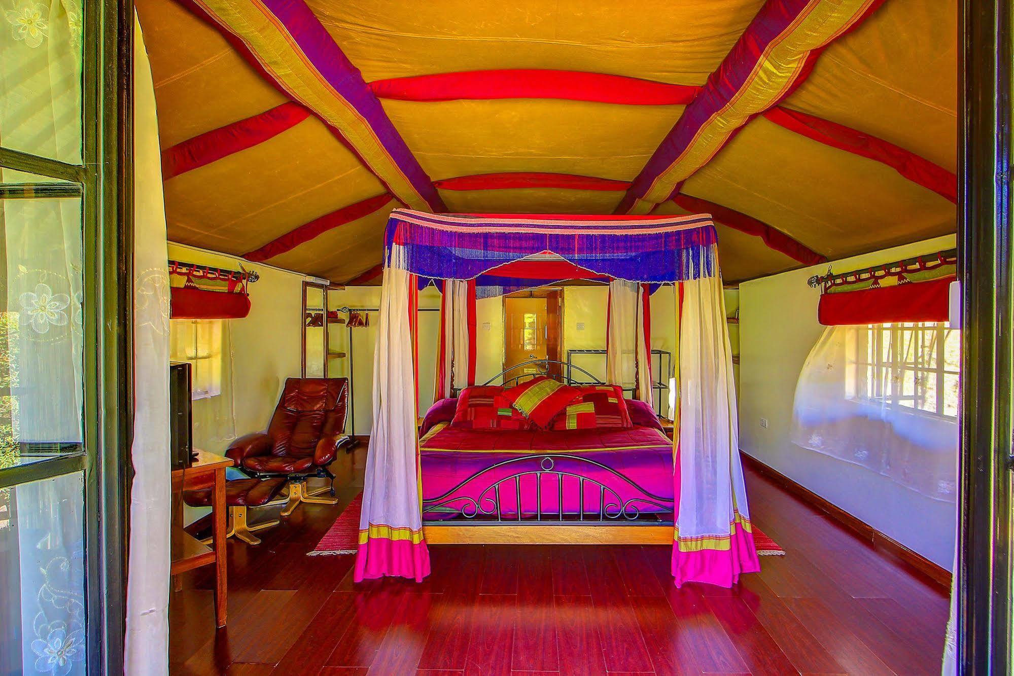 Poa Place Resort & Hotel - Where Nature Meets Comfort Eldoret Esterno foto