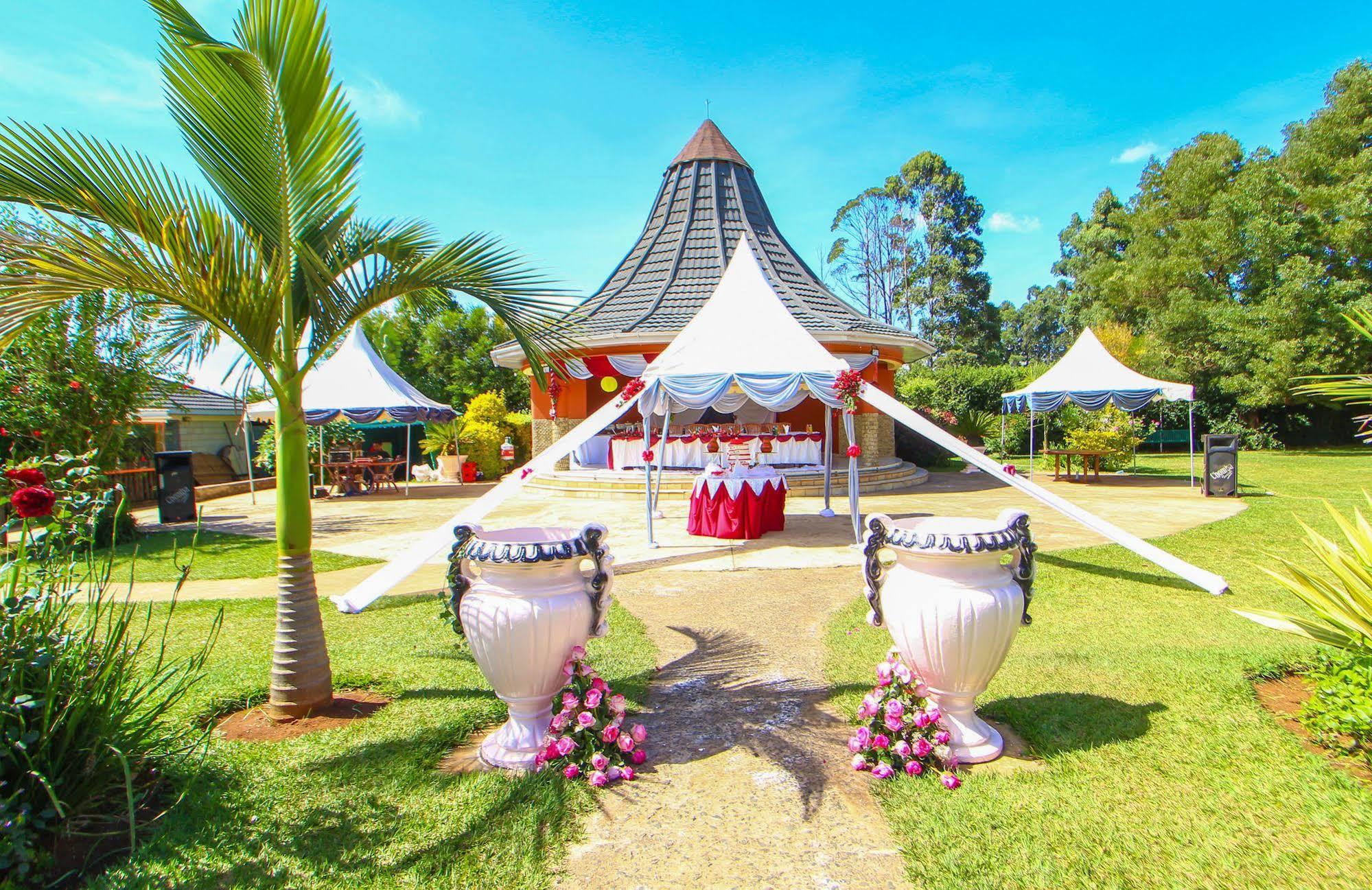 Poa Place Resort & Hotel - Where Nature Meets Comfort Eldoret Esterno foto